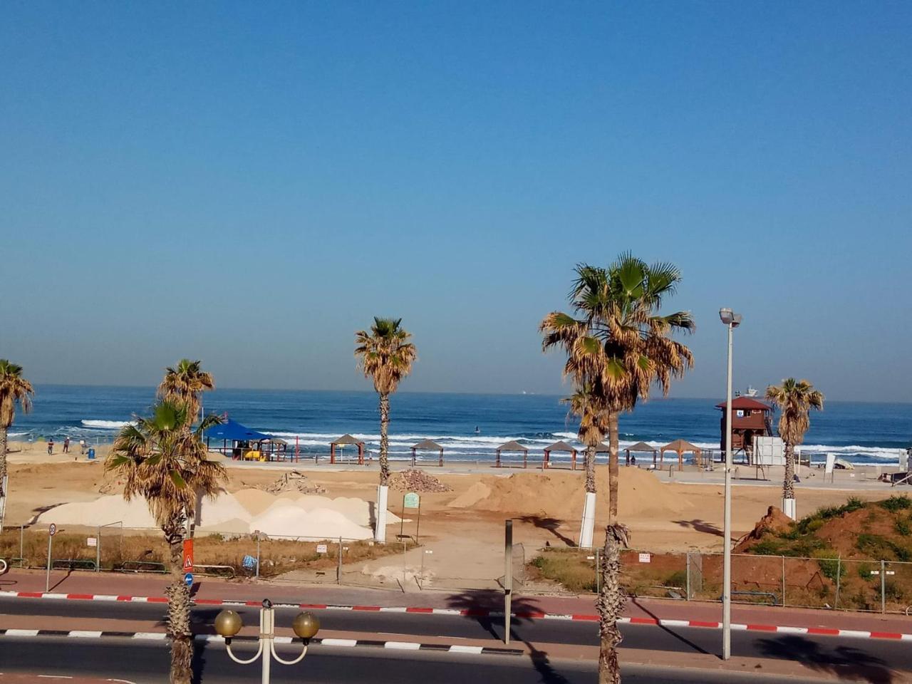 Sur La Mer Hotel 아슈도드 외부 사진
